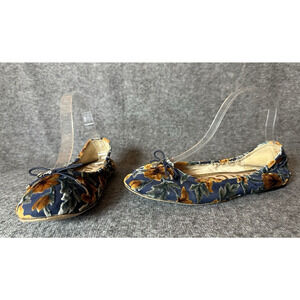 Sam Edelman Navy and Gold Patterned Flats